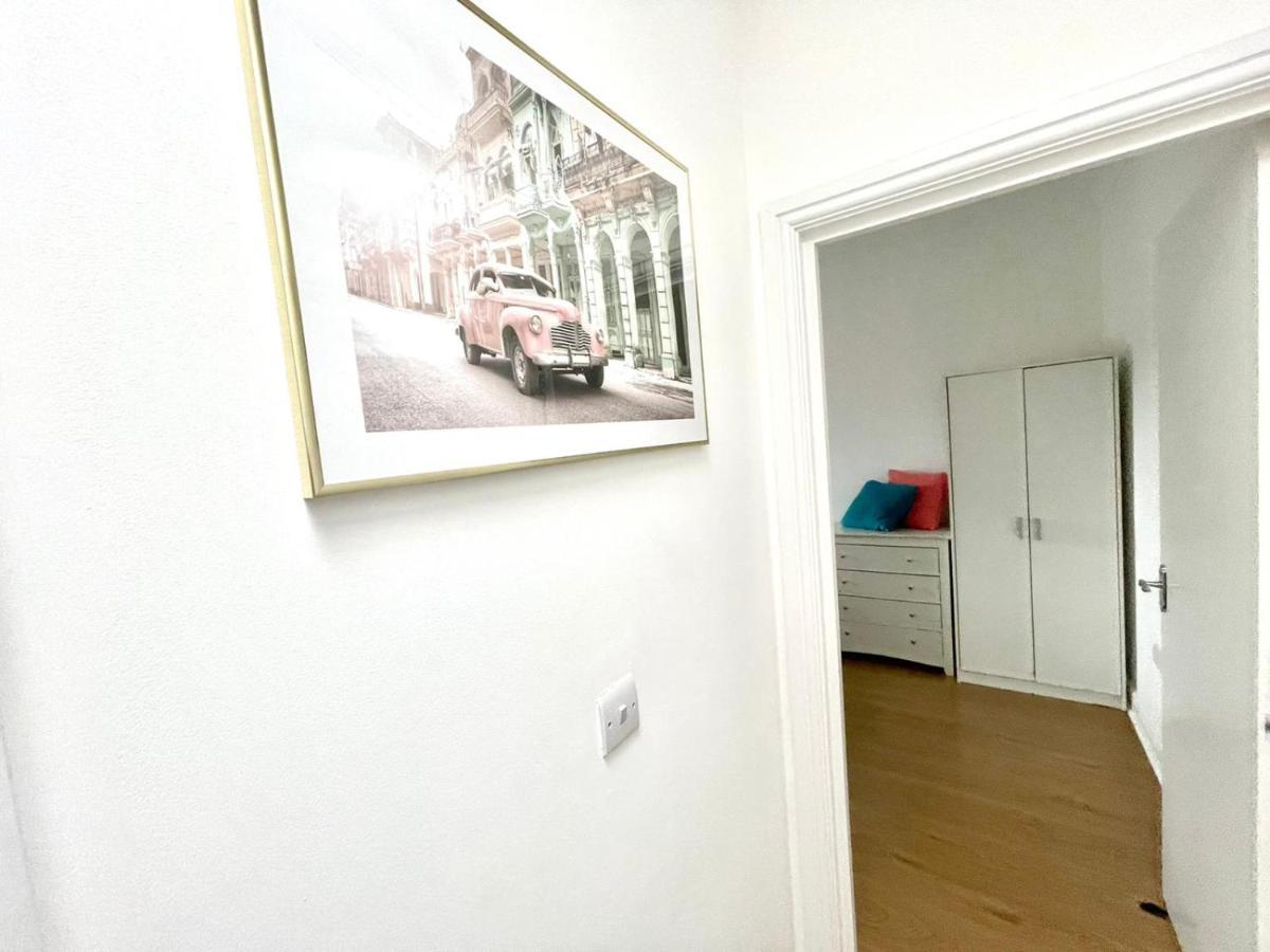 Koala & Tree - 2 Bedroom In City Centre - Short Lets & Serviced Accommodation Cambridge Экстерьер фото