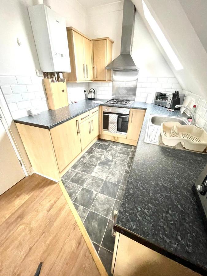 Koala & Tree - 2 Bedroom In City Centre - Short Lets & Serviced Accommodation Cambridge Экстерьер фото
